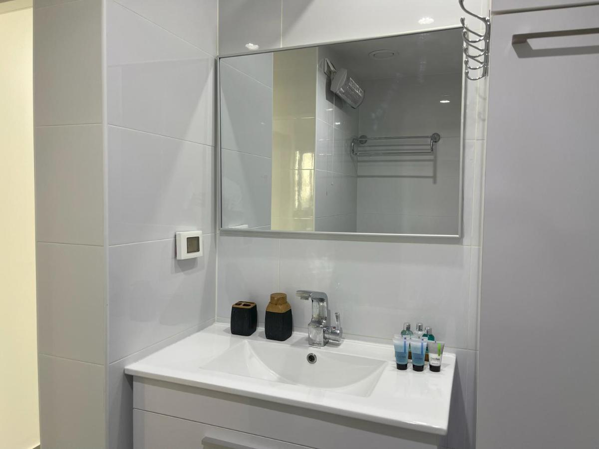 Luxury Apartment Port Of Jaffa Tel Aviv Exterior photo